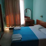 Hotel Blue Moon