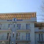 Blue Moon 3*