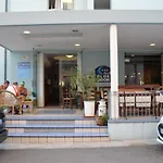 Hotel Blue Moon 3*
