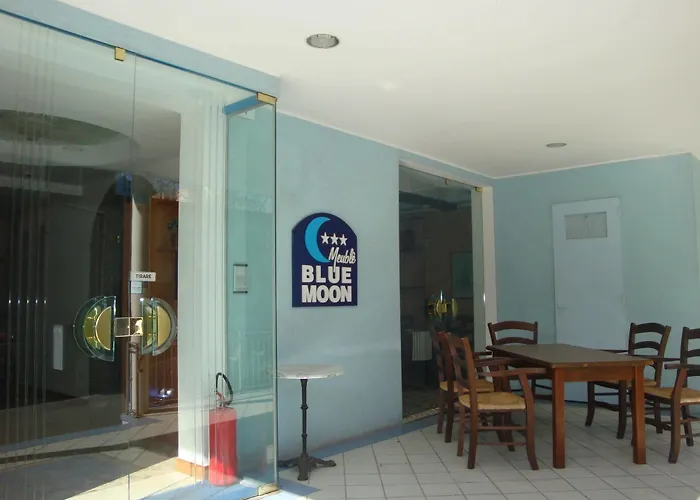 Blue Moon ريميني