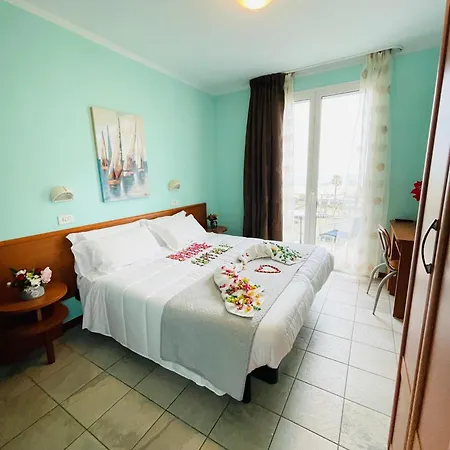 ホテル Blue Moon 3*